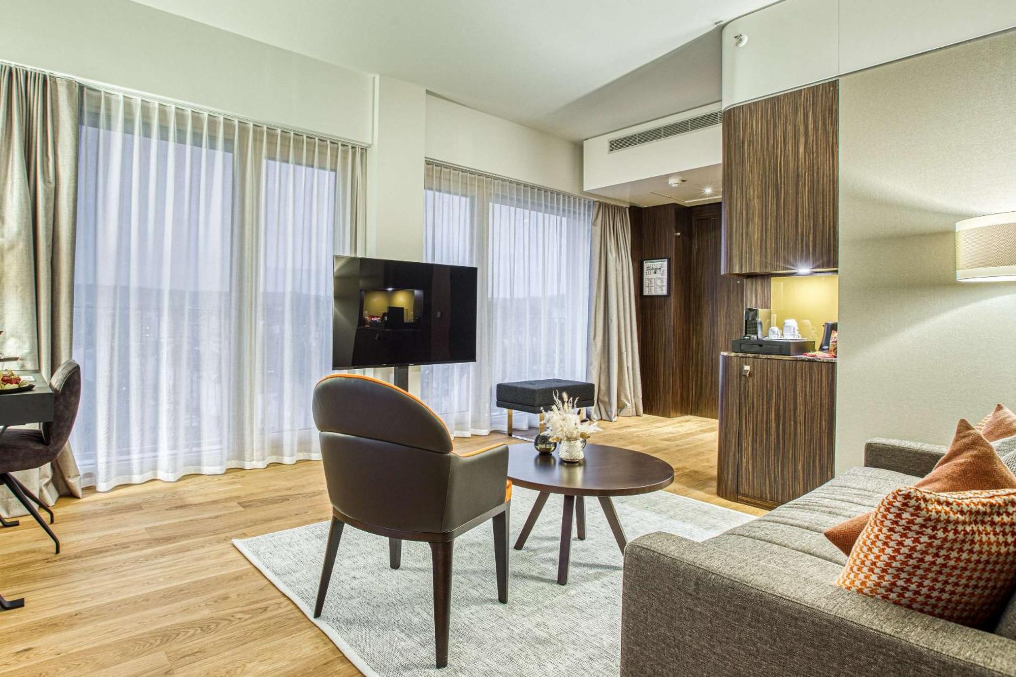 Parkhotel ハイルブロン エクステリア 写真